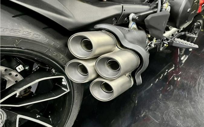 2025 Ducati Diavel V4 Ducati Red