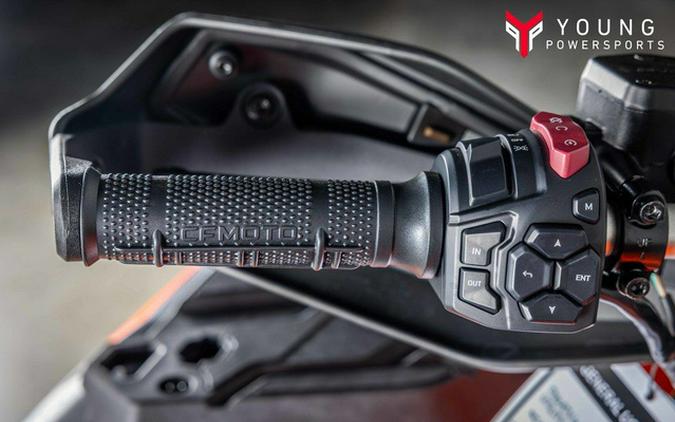 2025 CFMOTO CFORCE 800 Touring