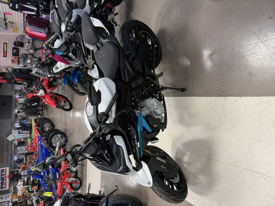 2026 CFMOTO NK 675