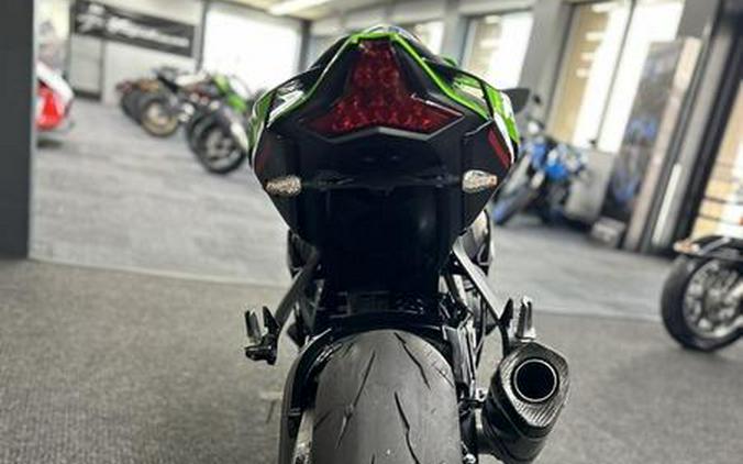 2021 Kawasaki Ninja® ZX™-10R ABS KRT Edition