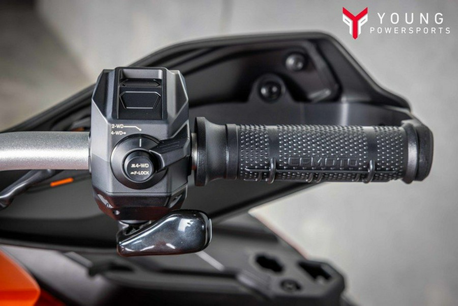 2025 CFMOTO CFORCE 800 Touring