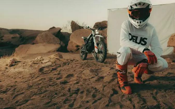 2026 Zero XE - 000076