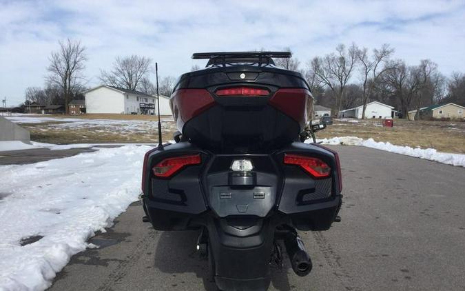 2022 Can-Am® Spyder RT Limited Dark Wheels