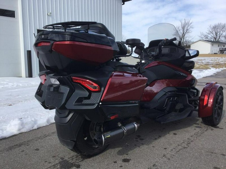 2022 Can-Am® Spyder RT Limited Dark Wheels