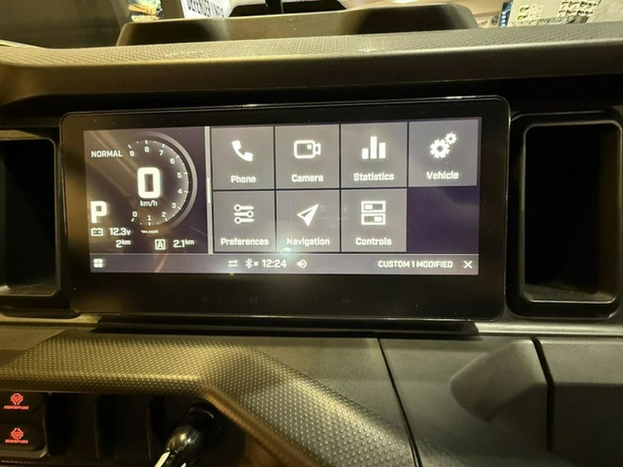 2026 Can-Am Defender XT HD11 With 10.25 in.display