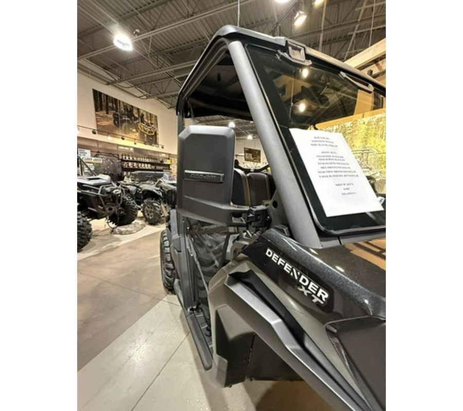 2026 Can-Am Defender XT HD11 With 10.25 in.display