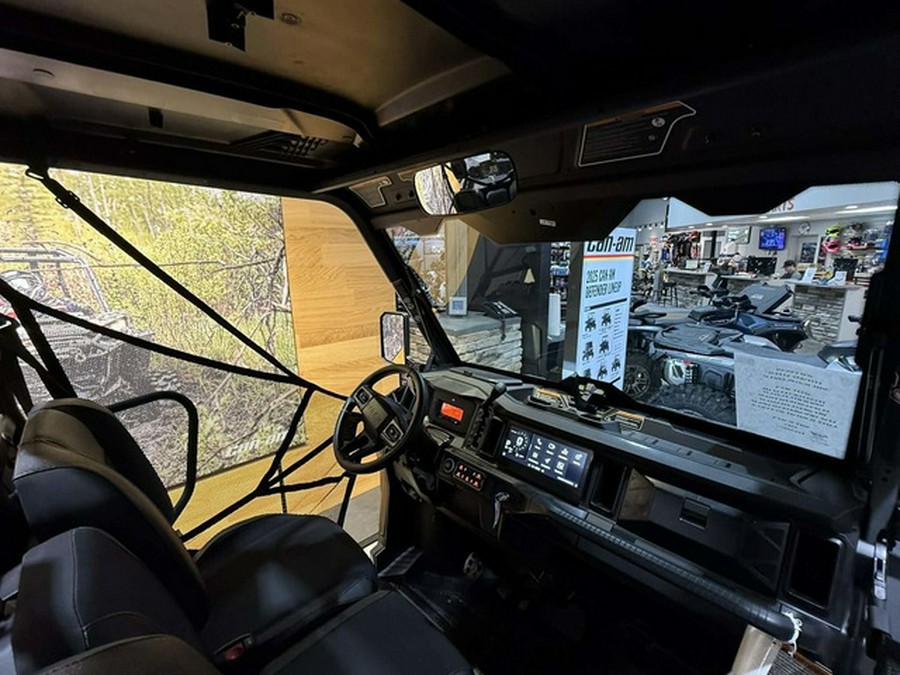 2026 Can-Am Defender XT HD11 With 10.25 in.display