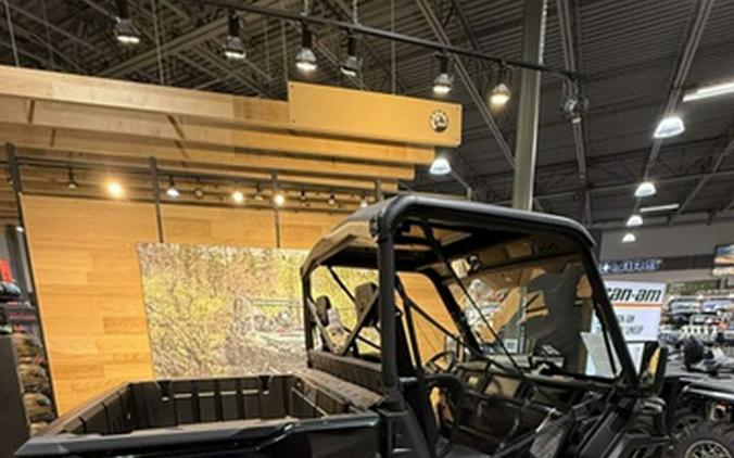 2026 Can-Am Defender XT HD11 With 10.25 in.display