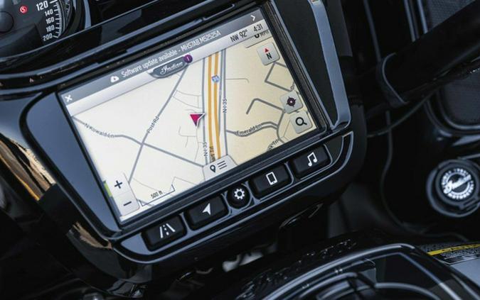 2025 Indian Challenger Dark Horse 112 W/Powerband Audio