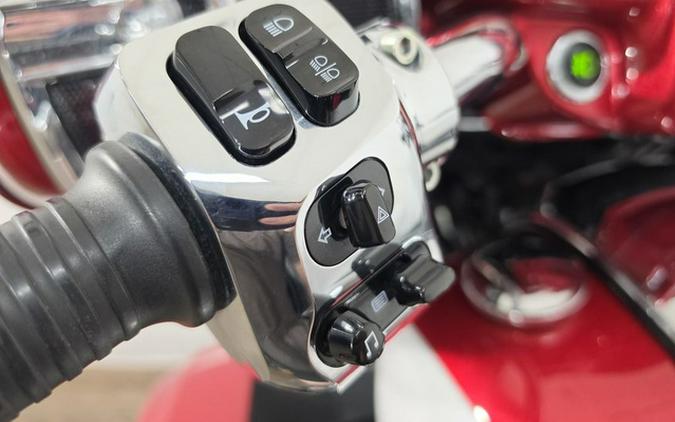 2019 Indian Roadmaster Burgundy Metallic