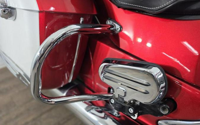 2019 Indian Roadmaster Burgundy Metallic