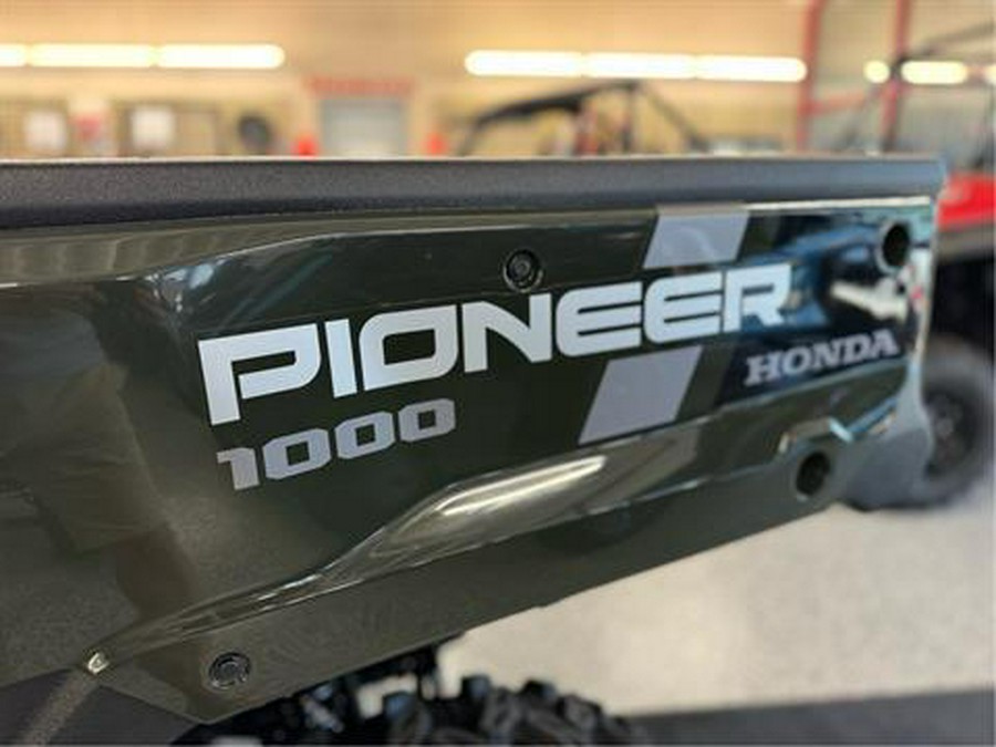 2024 Honda Pioneer 1000 Deluxe