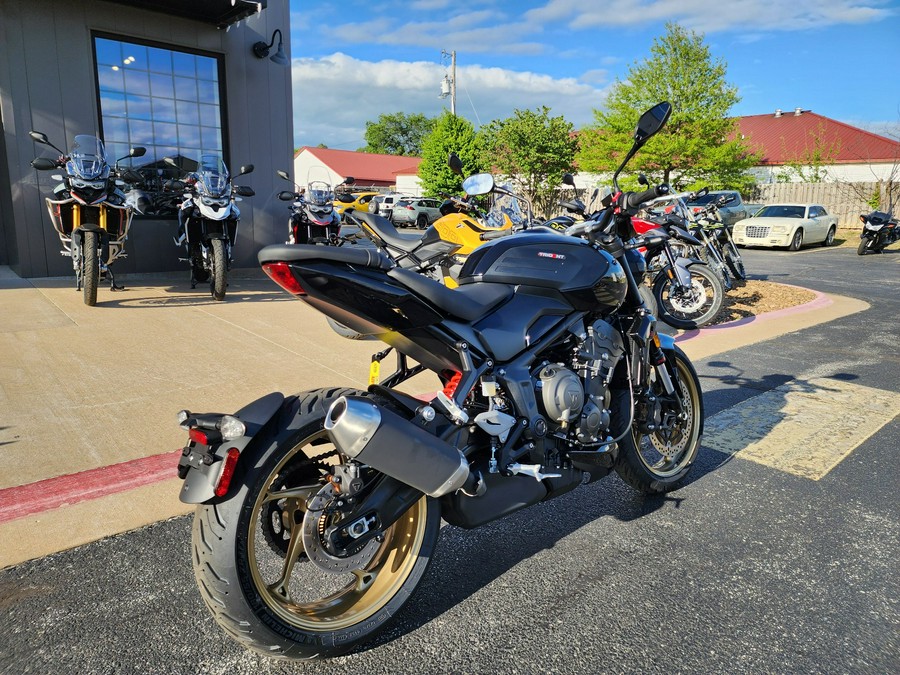 2026 Triumph Trident 800