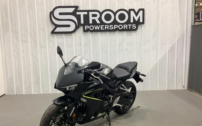 2026 Honda CBR650R E-Clutch