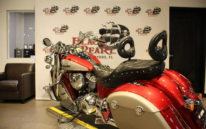 2026 Indian Springfield Sunset Red Metallic / Silver Quartz Metallic