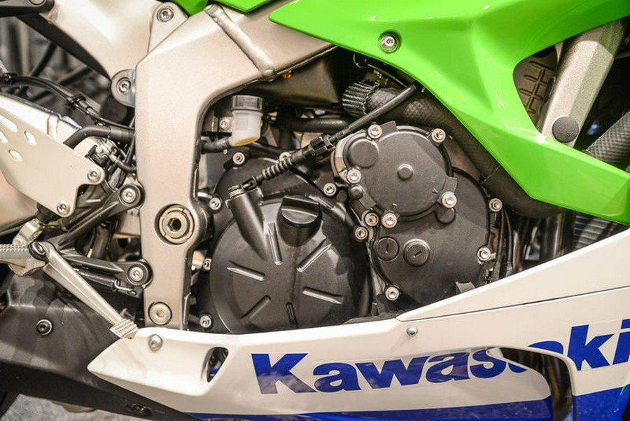 2024 Kawasaki Ninja® ZX™-6R 40th Anniversary Edition ABS