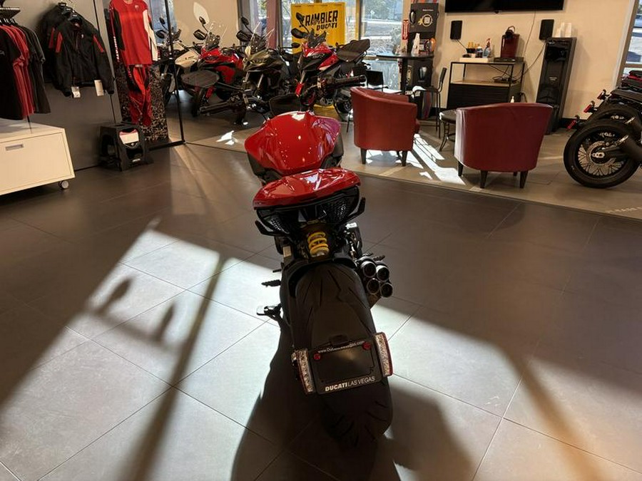 2025 Ducati Diavel V4 Ducati Red