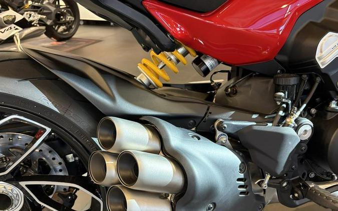 2025 Ducati Diavel V4 Ducati Red