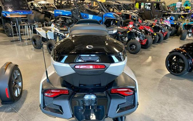 2023 Can-Am® Spyder RT Limited Dark Wheels