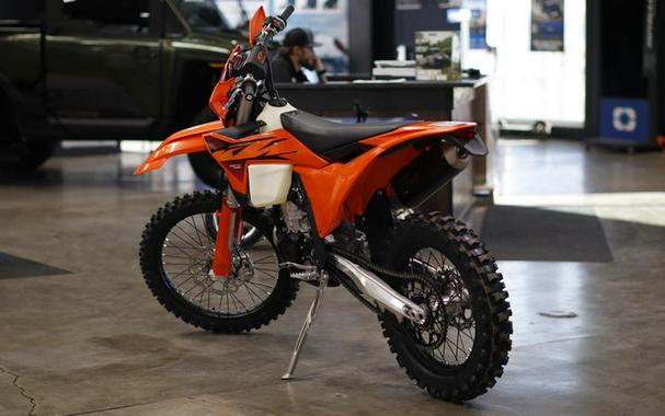 2026 KTM 450 XCF-W