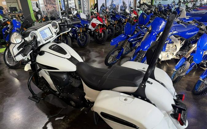 2019 Indian Motorcycle® Chieftain Dark Horse® White Smoke