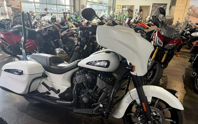 2019 Indian Motorcycle® Chieftain Dark Horse® White Smoke