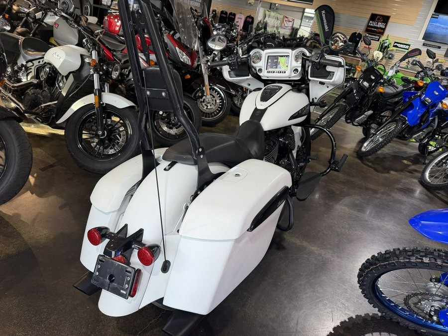 2019 Indian Motorcycle® Chieftain Dark Horse® White Smoke