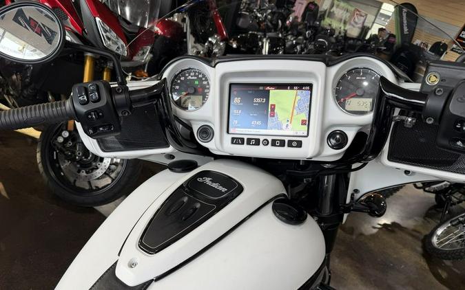 2019 Indian Motorcycle® Chieftain Dark Horse® White Smoke