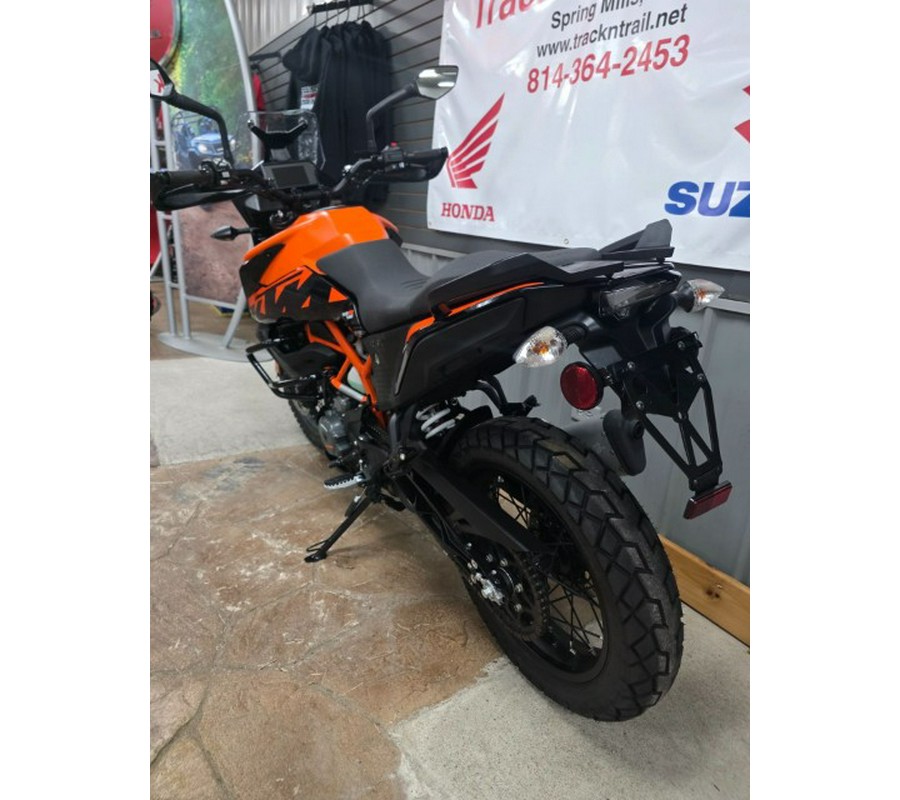 2023 KTM 390 Adventure