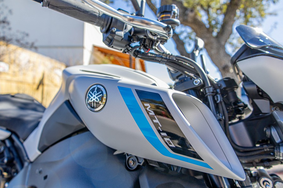2026 YAMAHA MT-10