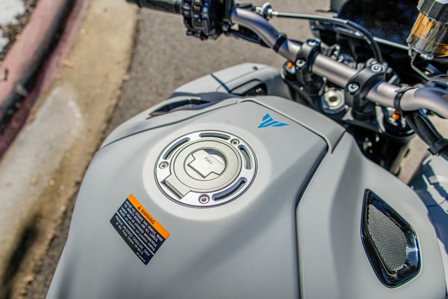 2026 YAMAHA MT-10