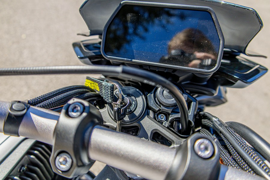 2026 YAMAHA MT-10