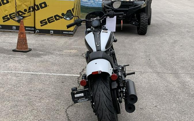 2025 Indian Motorcycle® Sport Chief Ghost White Metallic Smoke