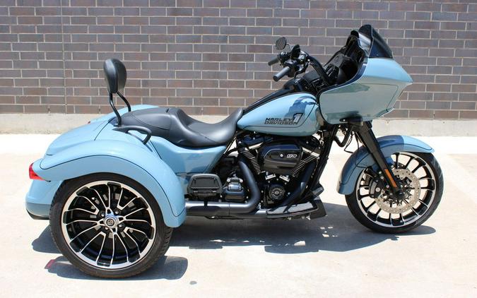 2024 Harley-Davidson® FLTRT - Road Glide® 3