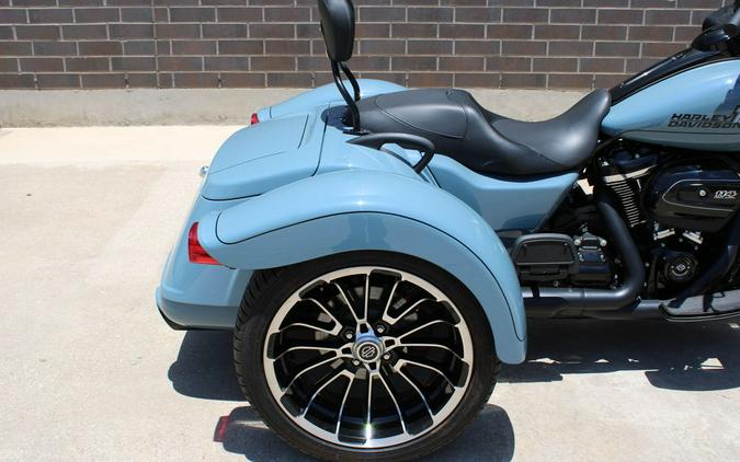 2024 Harley-Davidson® FLTRT - Road Glide® 3