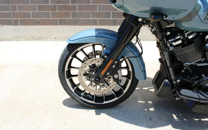 2024 Harley-Davidson® FLTRT - Road Glide® 3