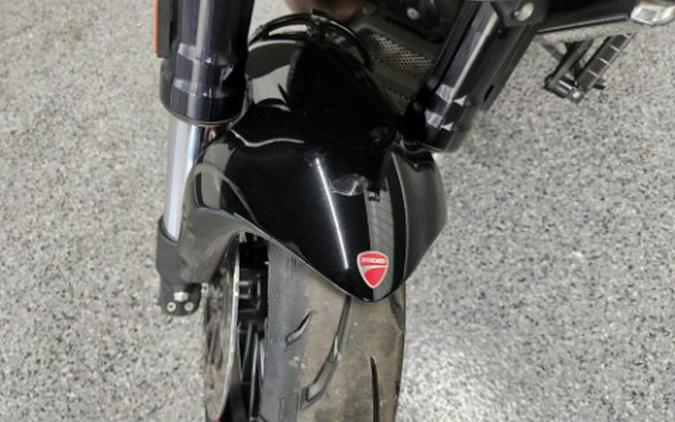 2011 Ducati DIAVEL