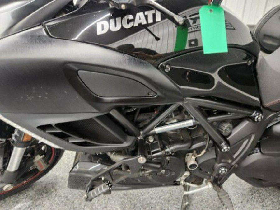 2011 Ducati DIAVEL