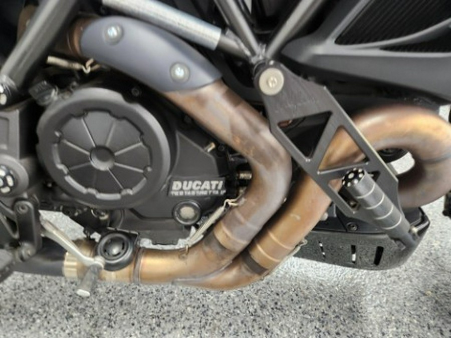 2011 Ducati DIAVEL