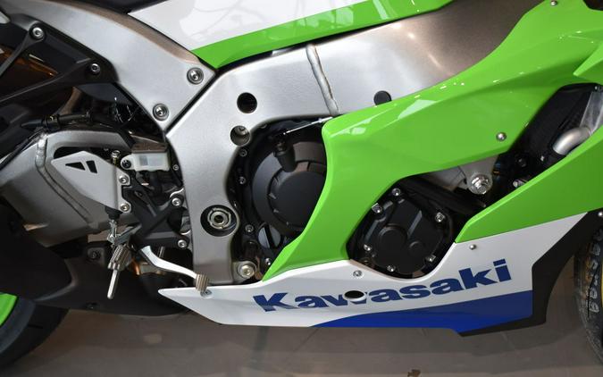 2024 Kawasaki Ninja® ZX™-10R 40th Anniversary Edition ABS