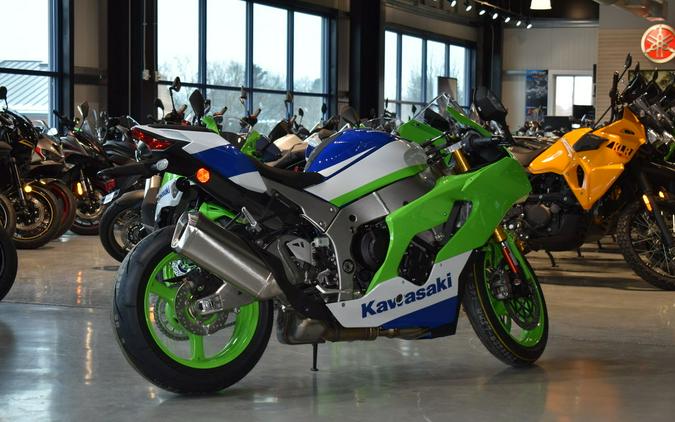 2024 Kawasaki Ninja® ZX™-10R 40th Anniversary Edition ABS