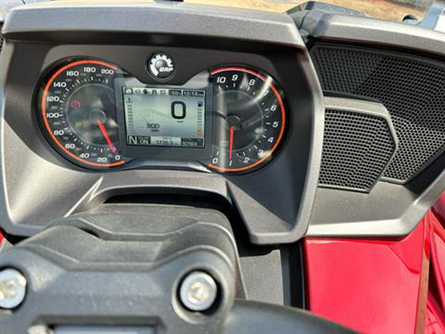 2016 Can-Am Spyder F3-T SE6 w/ Audio System