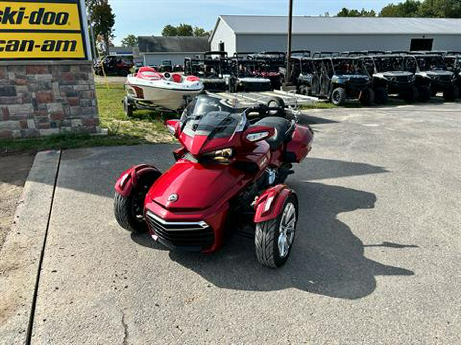 2016 Can-Am Spyder F3-T SE6 w/ Audio System