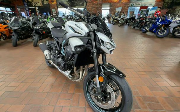 2025 Kawasaki Z900 ABS