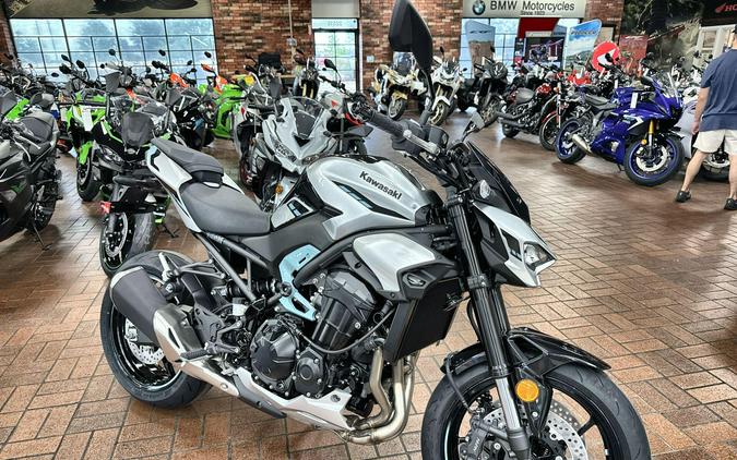 2025 Kawasaki Z900 ABS