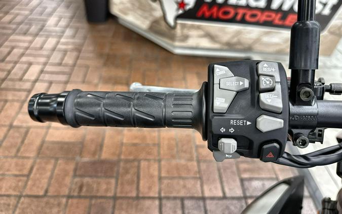 2025 Kawasaki Z900 ABS