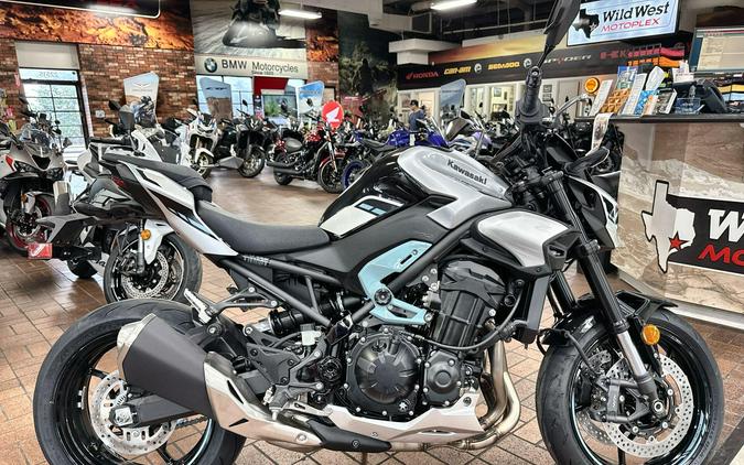 2025 Kawasaki Z900 ABS