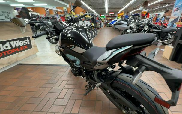 2025 Kawasaki Z900 ABS