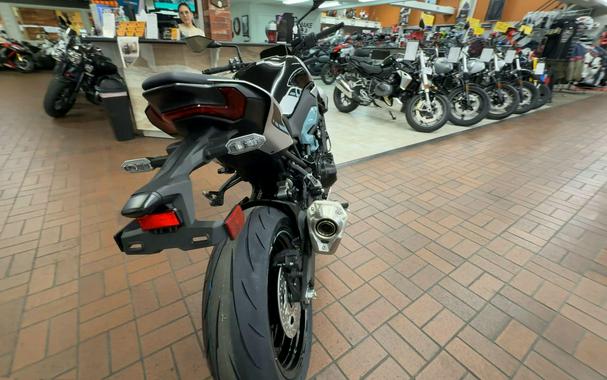 2025 Kawasaki Z900 ABS