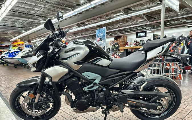 2025 Kawasaki Z900 ABS